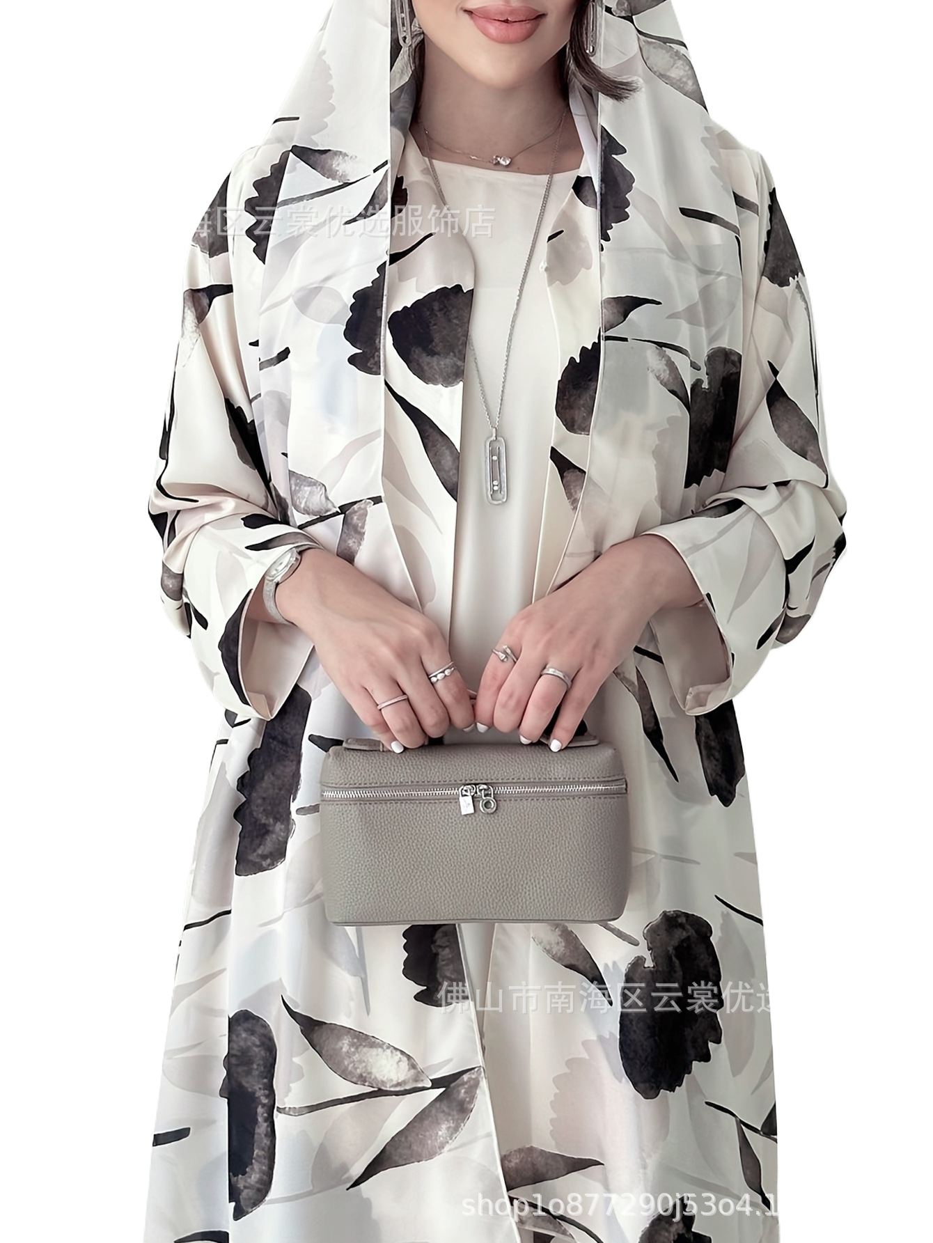 Long-sleeved printed robe with headscarf