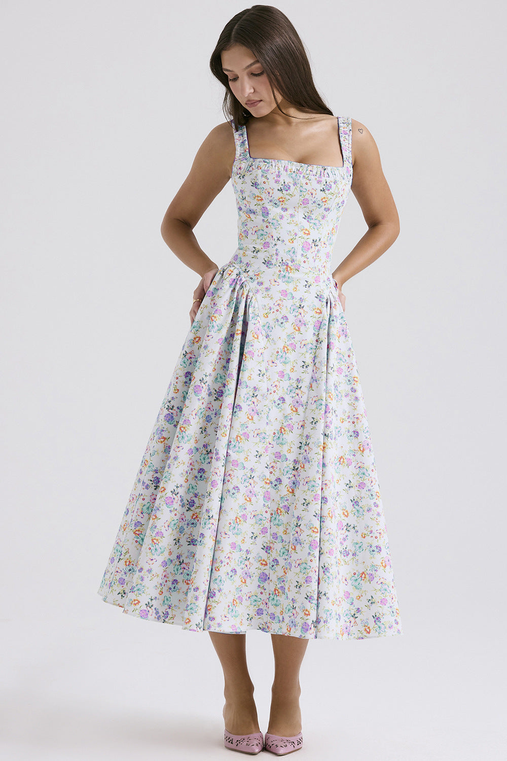 Summer Floral Bohemian Style Waist Slimming Look Backless Holiday Style Suspender Mid-Length Dress