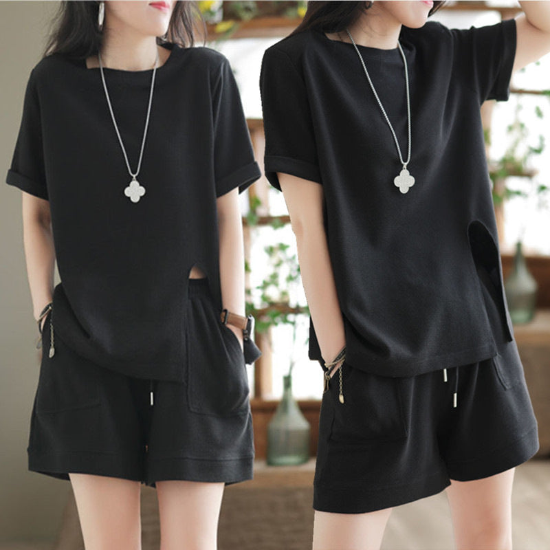 Casual shorts and retro short-sleeved shirts