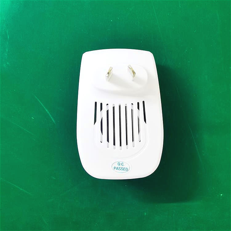 Mosquito and rat ultrasonic repellent